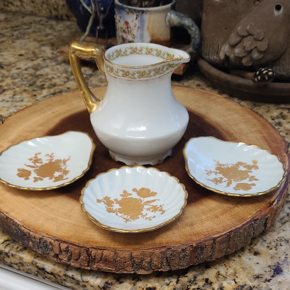 Haviland Limoge Creamer With Limoge Butter Pats